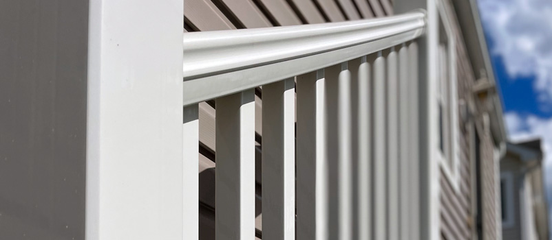 Fence & Railing Power Washing Professional Services | Pressure Pros NY LLC | Queens, Brooklyn, Nassau County, Suffolk County, Long Island, Manhattan (NYC), NY | Phone: 516.661.2975, Email: pressureprosny@gmail.com - image